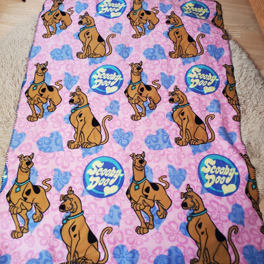 VINTAGE VERY RARE Scooby-Doo Pink Retro Flower Fleece Throw Blanket 60”X 45” 90s